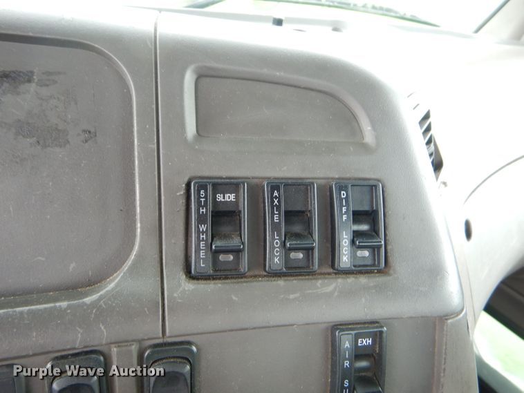 image for item FC9898 2007 Sterling A-Line semi truck