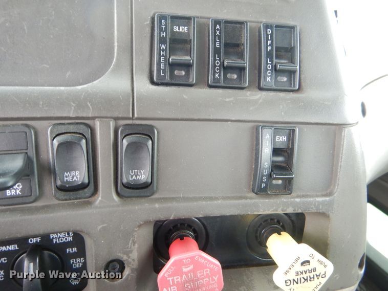 image for item FC9898 2007 Sterling A-Line semi truck