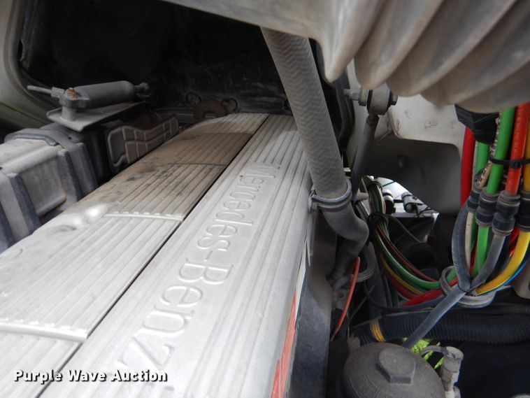 image for item FC9898 2007 Sterling A-Line semi truck