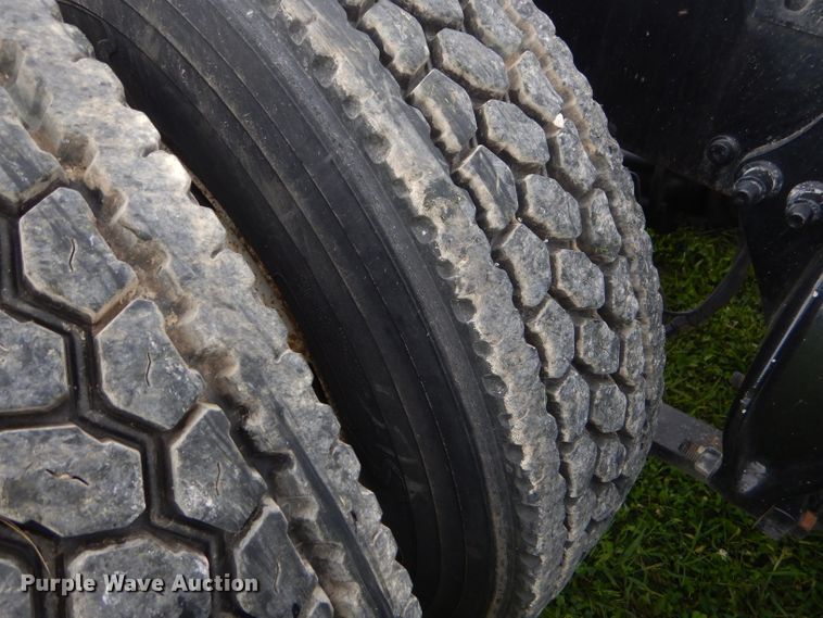 image for item FC9898 2007 Sterling A-Line semi truck