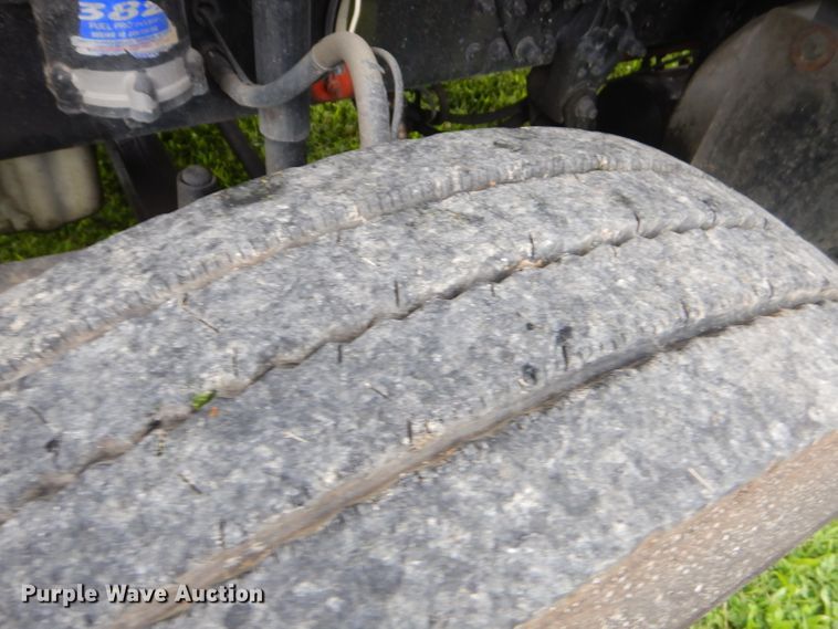 image for item FC9898 2007 Sterling A-Line semi truck