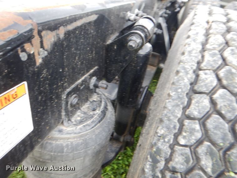 image for item FC9898 2007 Sterling A-Line semi truck