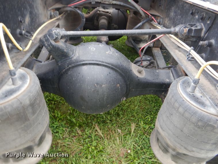 image for item FC9898 2007 Sterling A-Line semi truck