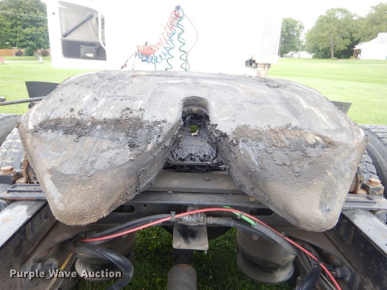 image for item FC9898 2007 Sterling A-Line semi truck