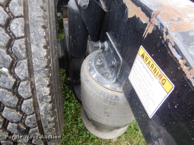 image for item FC9898 2007 Sterling A-Line semi truck