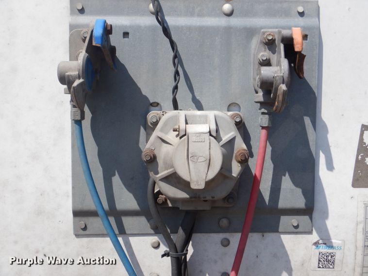 image for item FT9446 2007 Wabash National dry van trailer