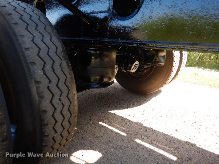 image for item FU9418 1987 Transtech log trailer