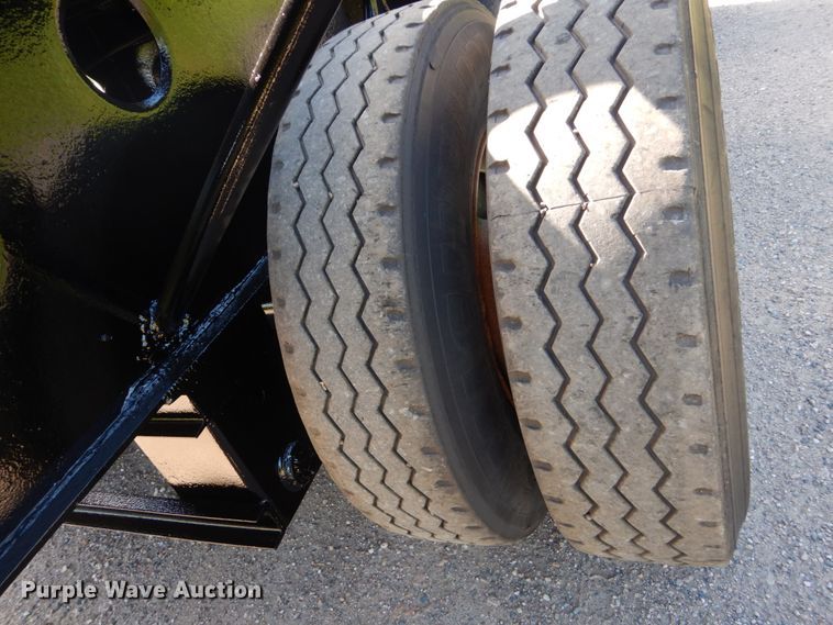 image for item FU9418 1987 Transtech log trailer