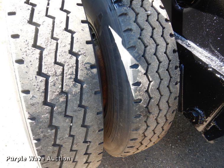 image for item FU9418 1987 Transtech log trailer