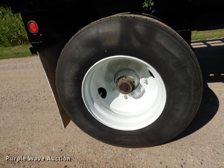 image for item FU9418 1987 Transtech log trailer