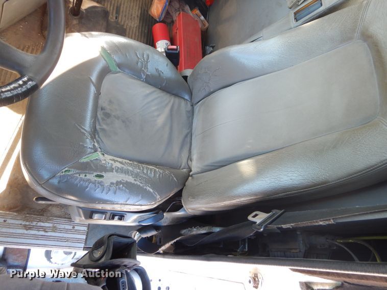 image for item FU9471 2005 Freightliner Columbia semi truck