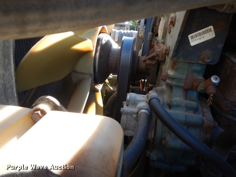 image for item FU9471 2005 Freightliner Columbia semi truck