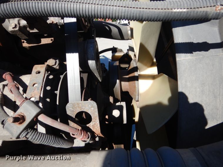 image for item FU9471 2005 Freightliner Columbia semi truck