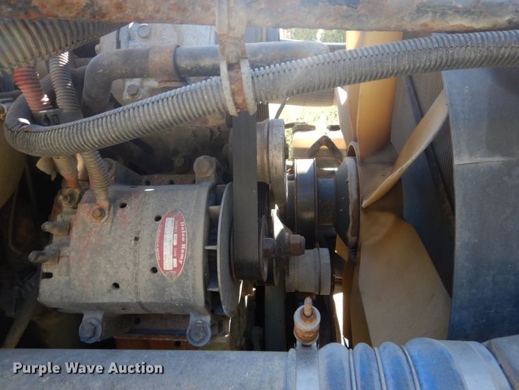 image for item FU9472 2007 Freightliner Columbia semi truck