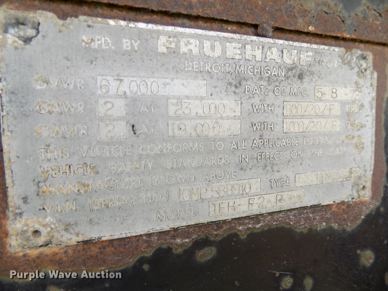 image for item G1871 1972 Fruehauf TEH-F2-R asphalt trailer