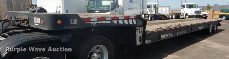 image for item GH9576 2000 Landoll 660 tilt deck equipment trailer