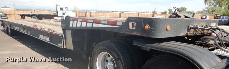 image for item GH9576 2000 Landoll 660 tilt deck equipment trailer