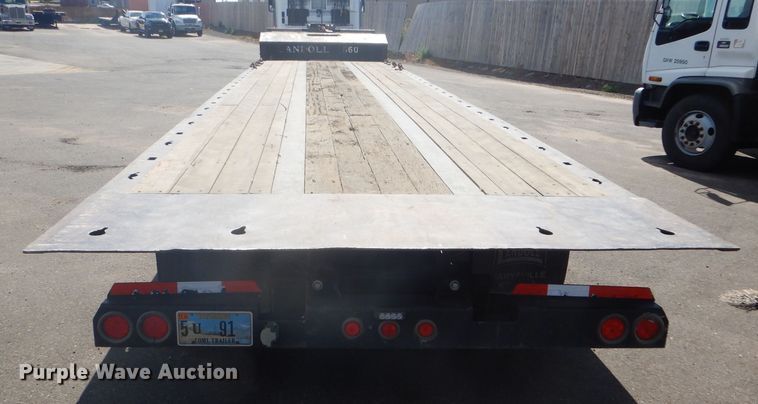 image for item GH9576 2000 Landoll 660 tilt deck equipment trailer