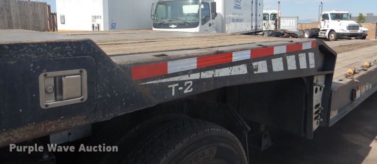 image for item GH9576 2000 Landoll 660 tilt deck equipment trailer