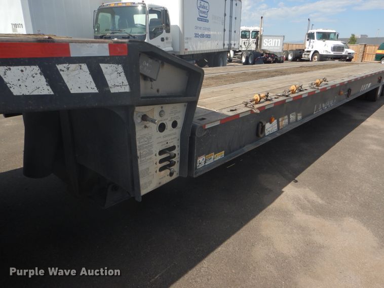 image for item GH9576 2000 Landoll 660 tilt deck equipment trailer