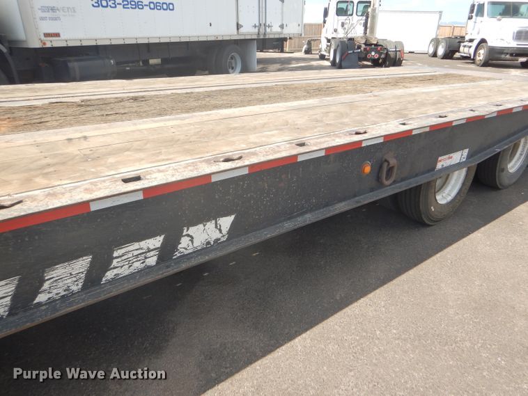 image for item GH9576 2000 Landoll 660 tilt deck equipment trailer