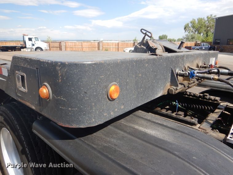 image for item GH9576 2000 Landoll 660 tilt deck equipment trailer