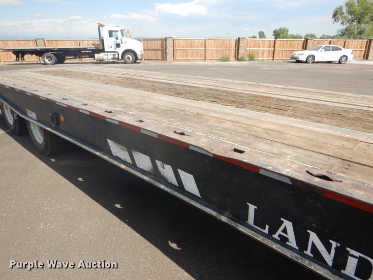 image for item GH9576 2000 Landoll 660 tilt deck equipment trailer