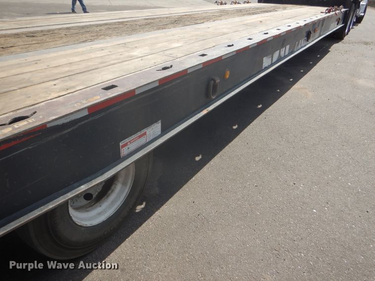 image for item GH9576 2000 Landoll 660 tilt deck equipment trailer