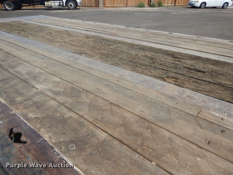 image for item GH9576 2000 Landoll 660 tilt deck equipment trailer