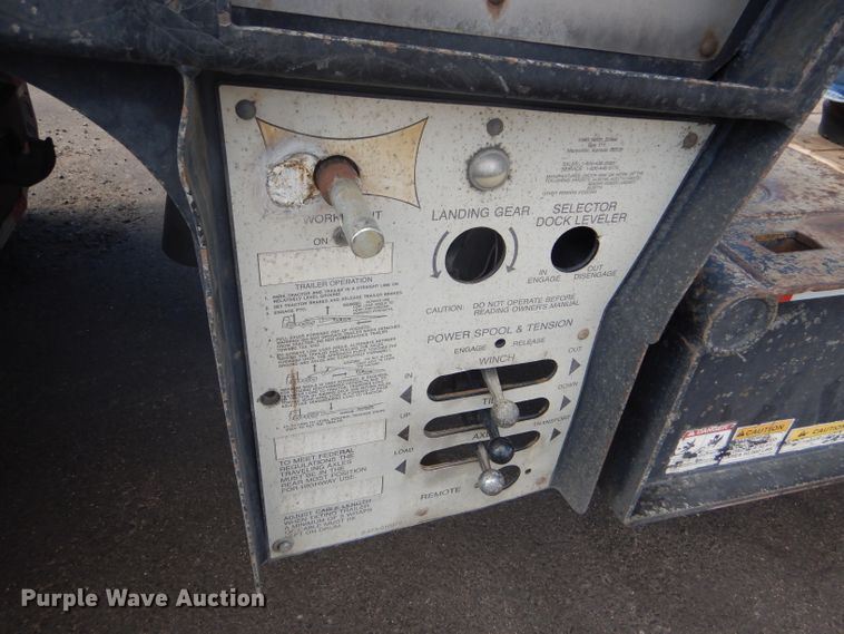 image for item GH9576 2000 Landoll 660 tilt deck equipment trailer