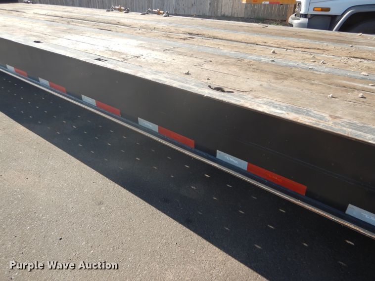 image for item GH9577 2013 Talbert 3553TA tilt deck equipment trailer