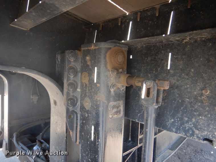 image for item GH9577 2013 Talbert 3553TA tilt deck equipment trailer