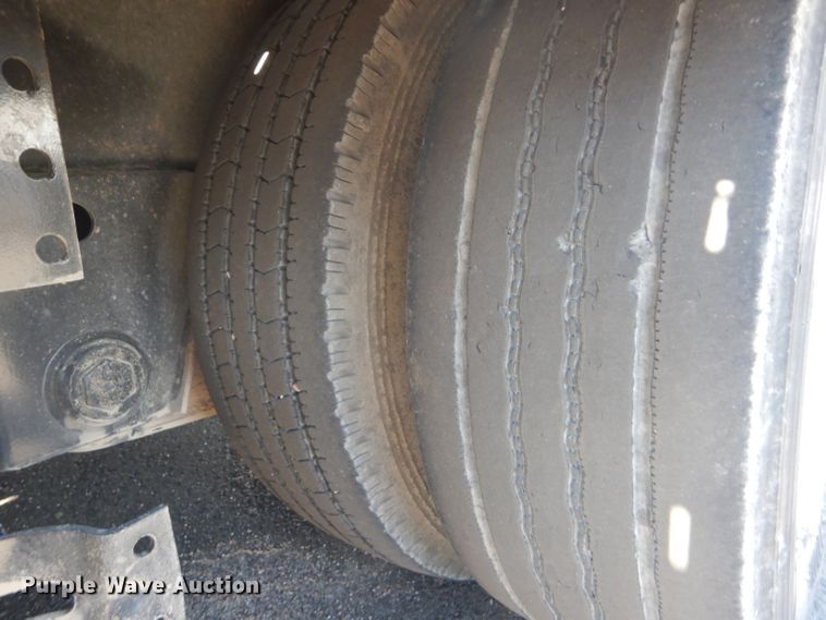 image for item GH9577 2013 Talbert 3553TA tilt deck equipment trailer