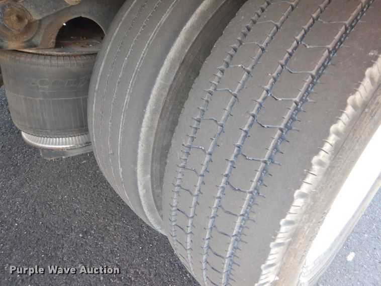 image for item GH9577 2013 Talbert 3553TA tilt deck equipment trailer