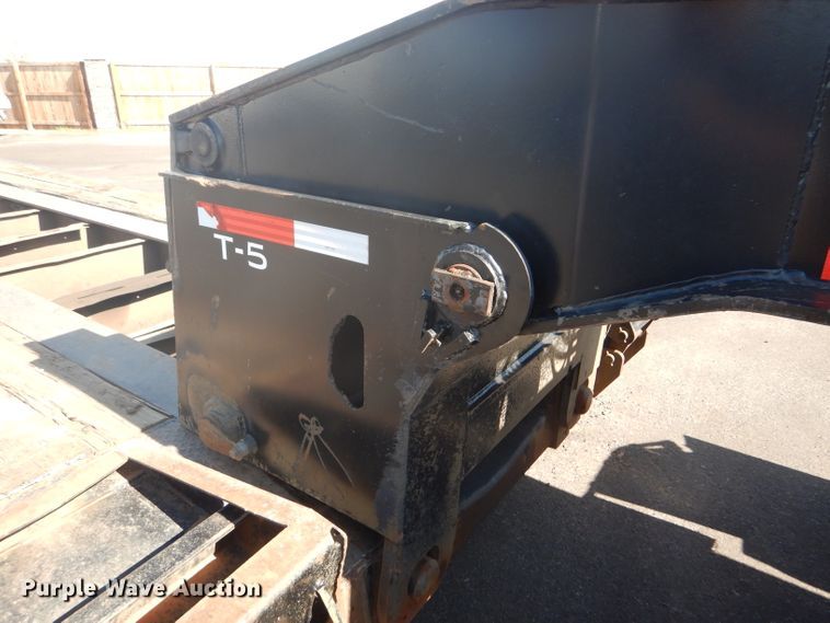 image for item GH9578 2002 Eager Beaver 55 GLS lowboy equipment trailer