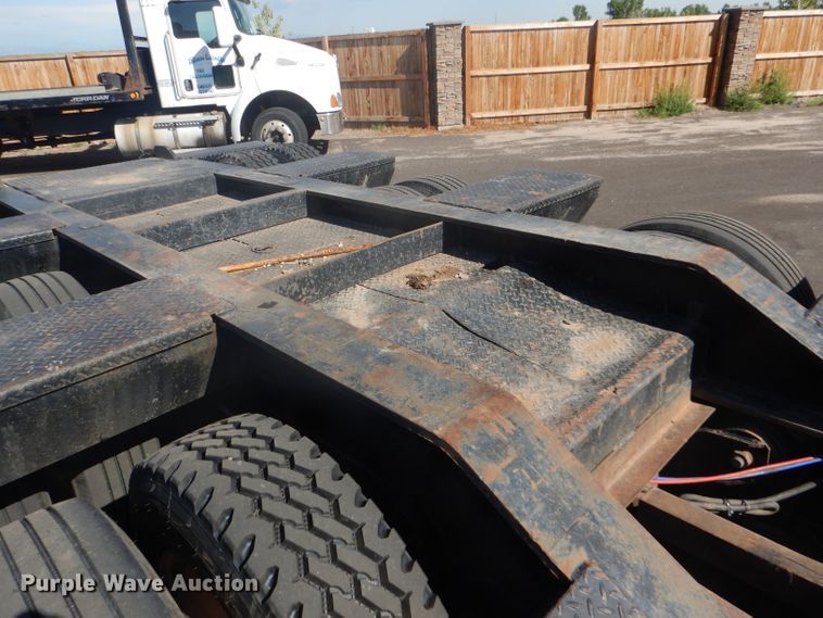 image for item GH9578 2002 Eager Beaver 55 GLS lowboy equipment trailer