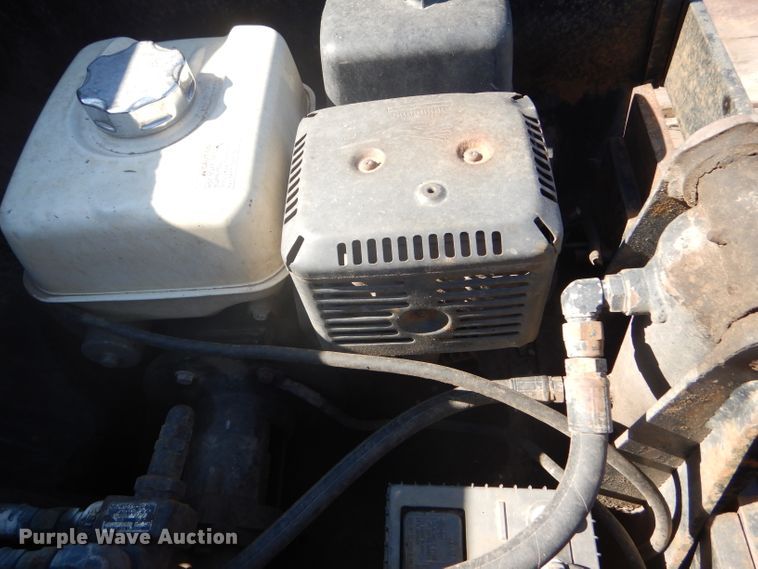 image for item GH9578 2002 Eager Beaver 55 GLS lowboy equipment trailer