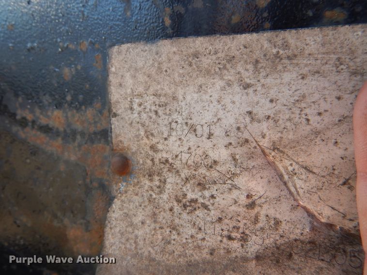 image for item GH9578 2002 Eager Beaver 55 GLS lowboy equipment trailer