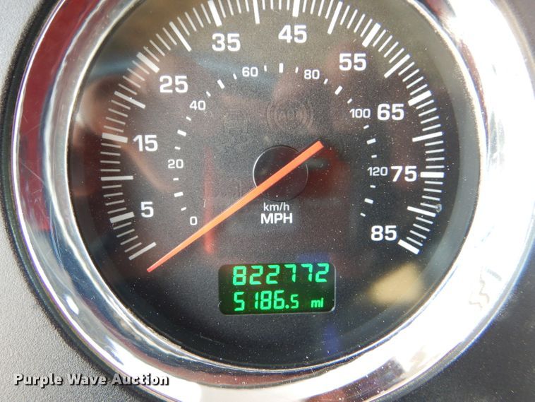 image for item GH9602 2010 Kenworth T800 semi truck