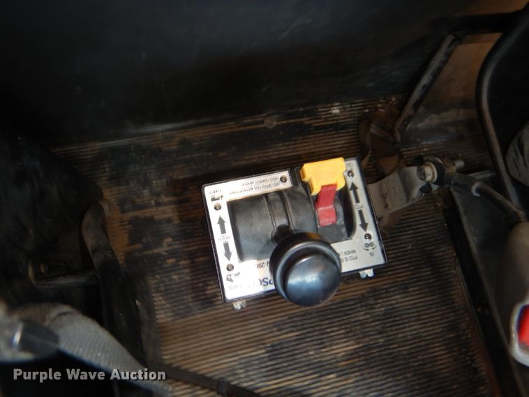 image for item GH9602 2010 Kenworth T800 semi truck