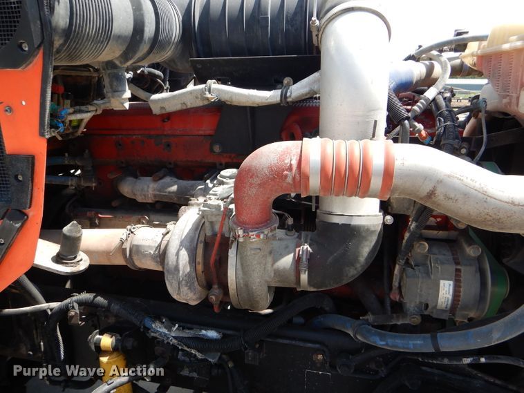 image for item GH9602 2010 Kenworth T800 semi truck