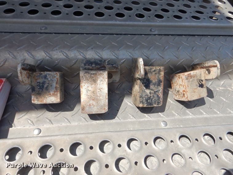 image for item GH9602 2010 Kenworth T800 semi truck