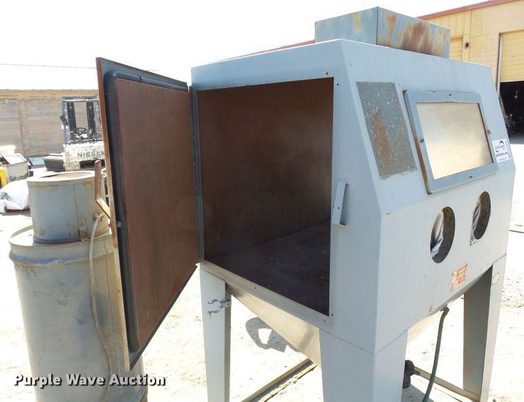 image for item DA3624 Trinco 48x36/BP sandblaster kit