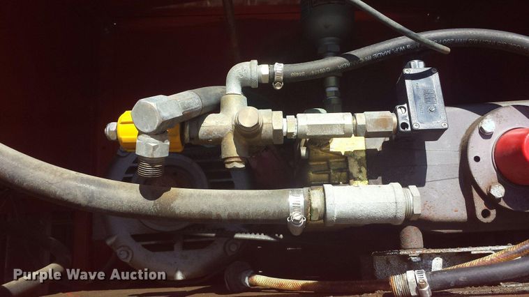 image for item DA3625 Hotsy 5832A pressure washer