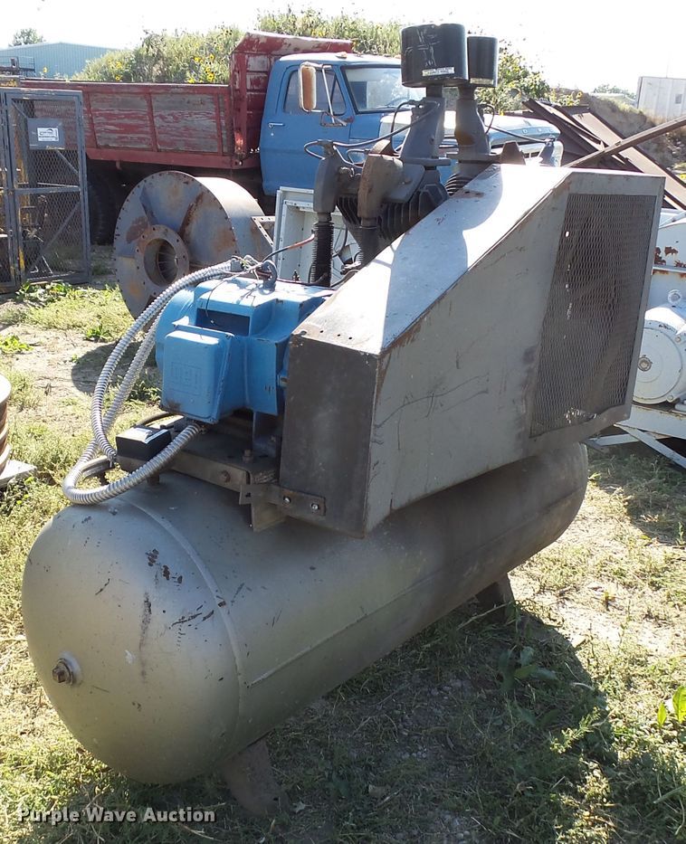 image for item DA3640 Dayton-Speedaire 3Z413 air compressor