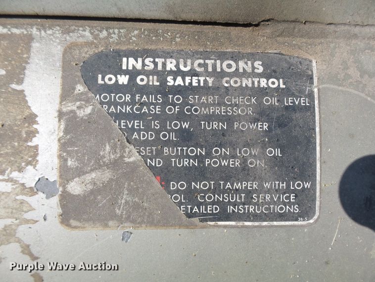 image for item DA3640 Dayton-Speedaire 3Z413 air compressor