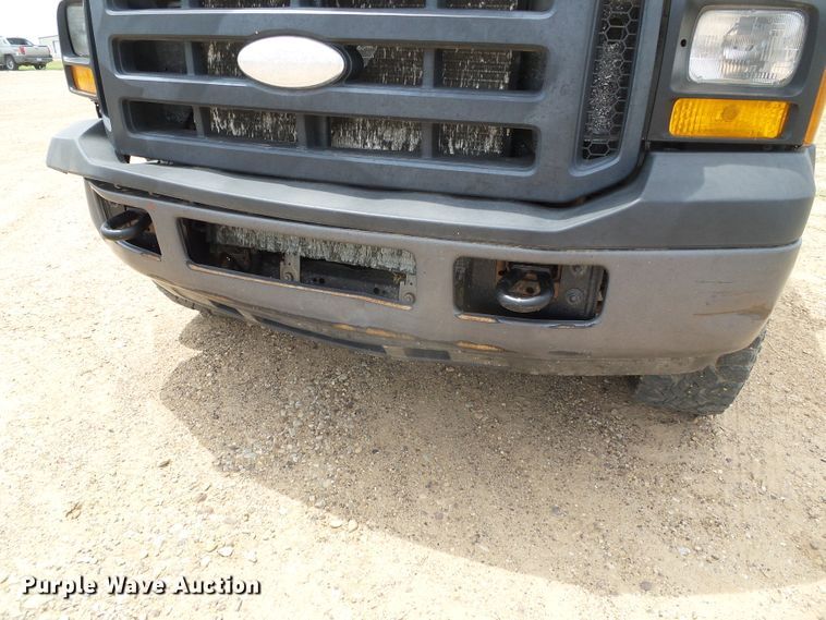 image for item DC5065 2007 Ford F250 Super Duty XL SuperCab flatbed pickup truck