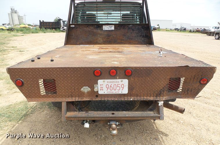 image for item DC5065 2007 Ford F250 Super Duty XL SuperCab flatbed pickup truck