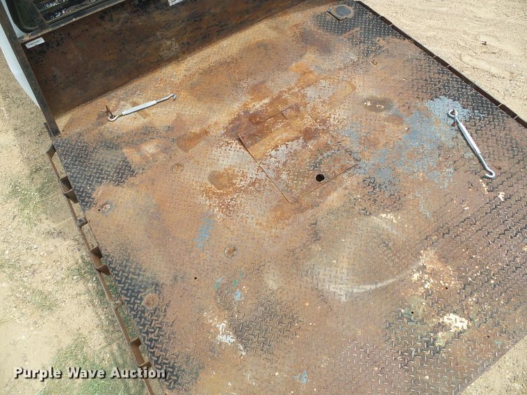 image for item DC5065 2007 Ford F250 Super Duty XL SuperCab flatbed pickup truck