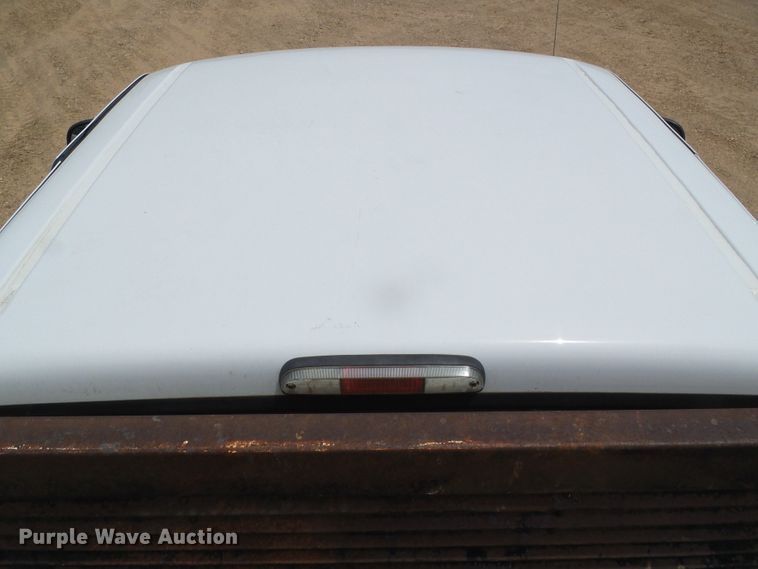 image for item DC5065 2007 Ford F250 Super Duty XL SuperCab flatbed pickup truck